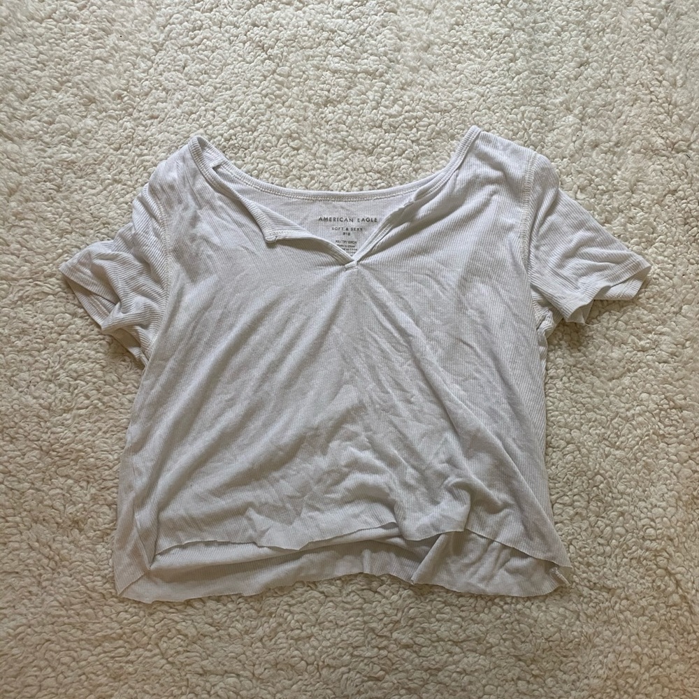 white tee